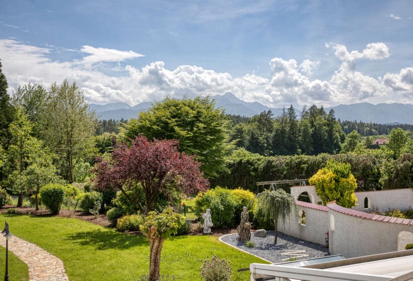 Garten - Marienhof, Hotel in Velden am Wörthersee